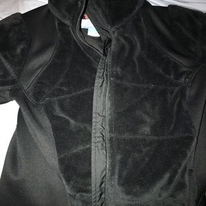 WOMEN’S BLACK COLUMBIA COAT